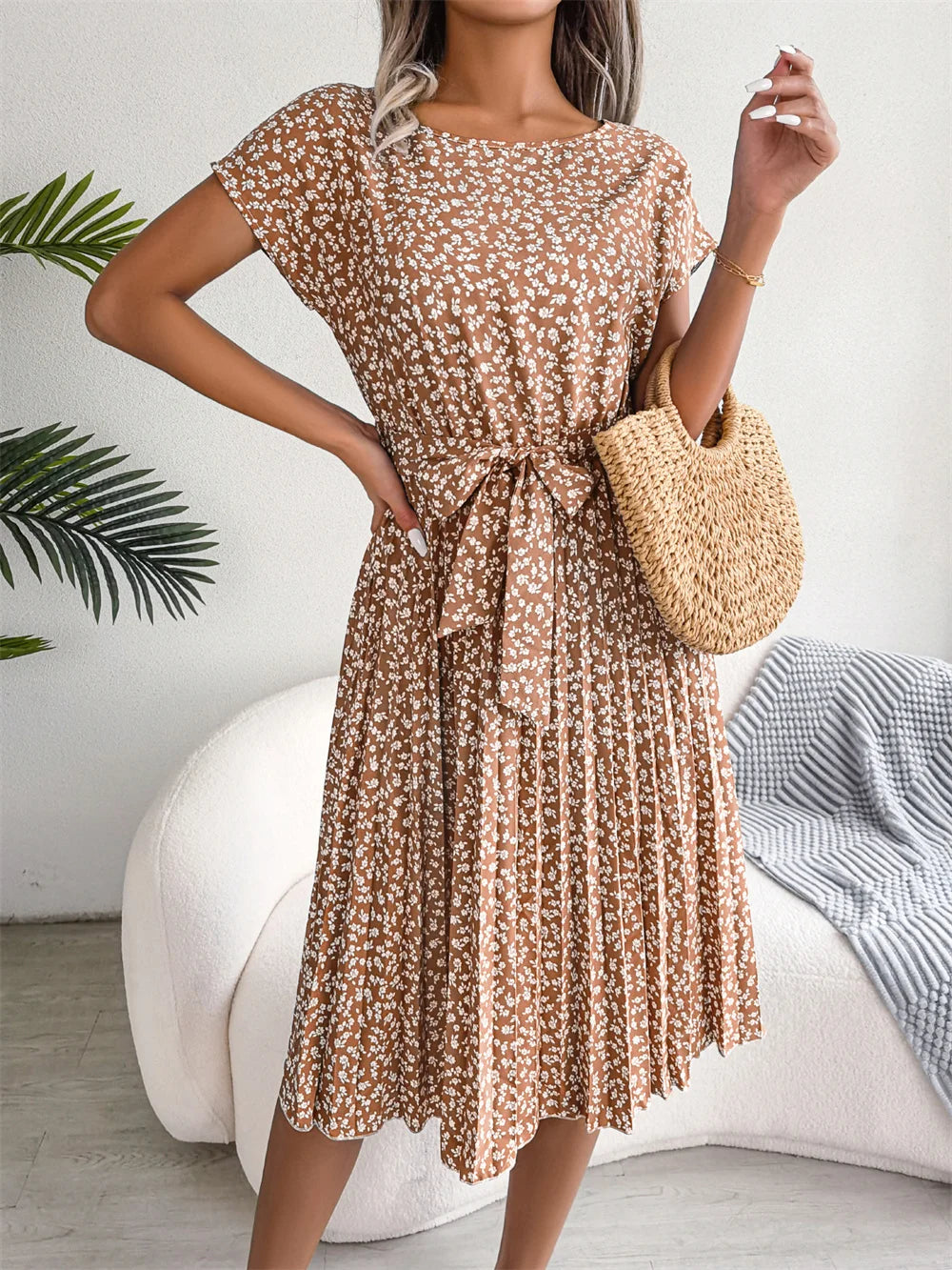 Short Sleeve High Waist Chic Dress